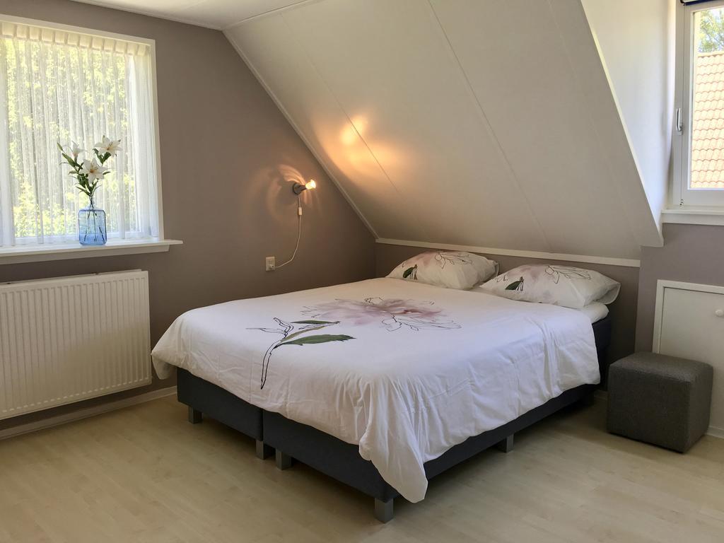 Bed And Breakfast De Lijster Zuid-Scharwoude Buitenkant foto